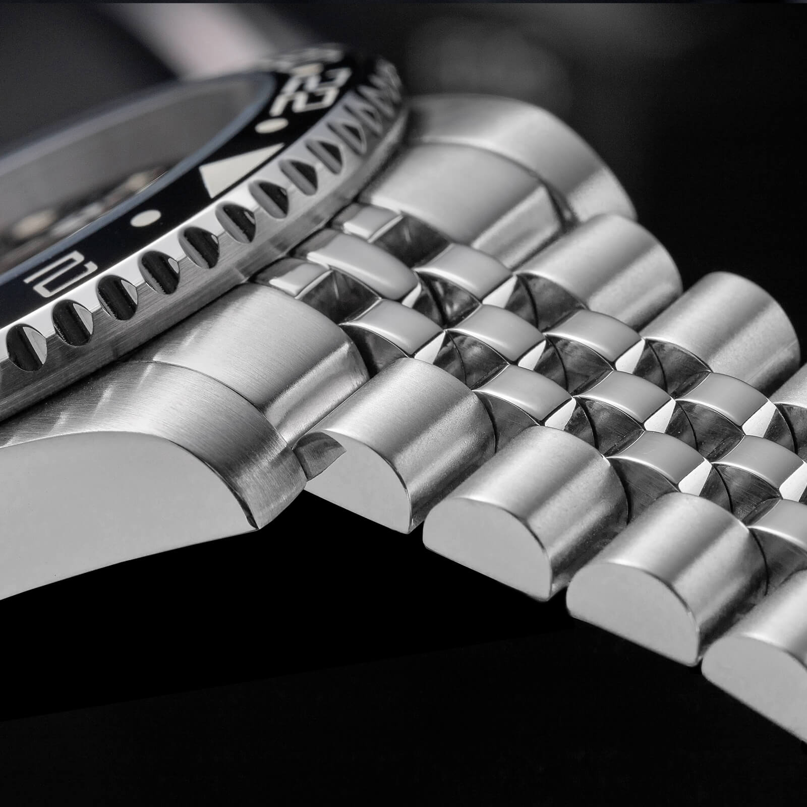 U.S. Warehouse -ADDIESDIVE Water Ghost Luxury Dive Watch GMT Quartz Watch AD2050-with Calendar