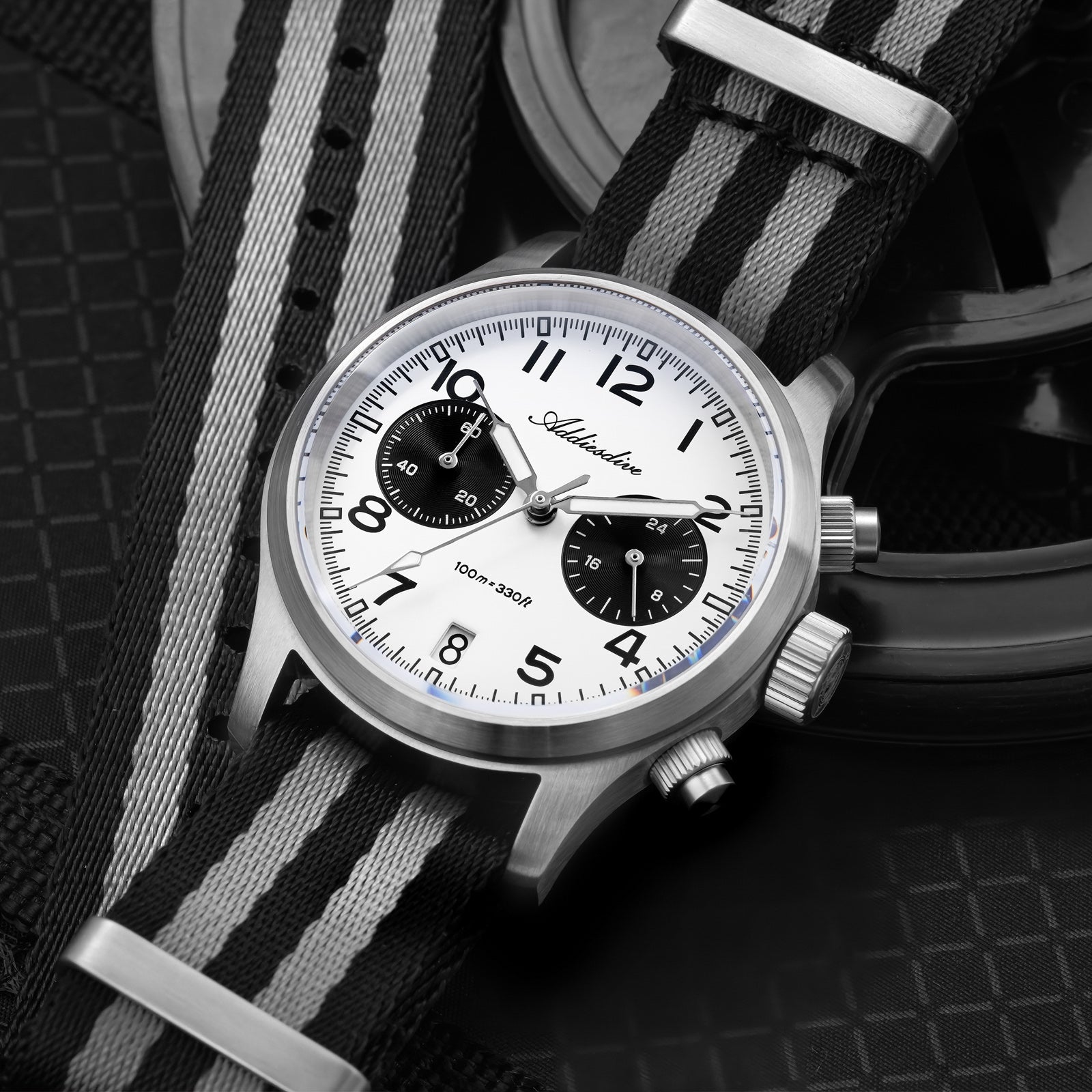 ADDIESDIVE 39mm VK64 AD2538 Chronograph Watch