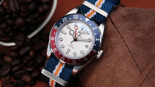 How to Get the Most Out of Your GMT Watch When Traveling?