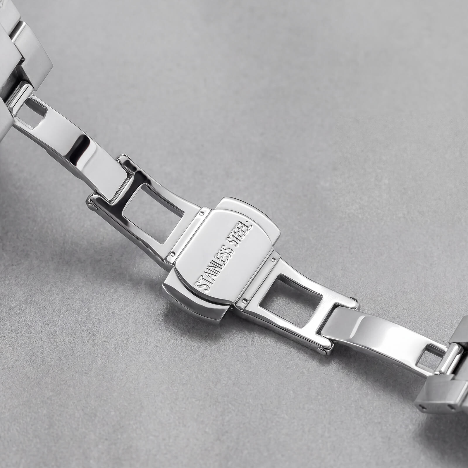 Addies Classic 31mm Sapphire Crystal Quartz Watch AW25916