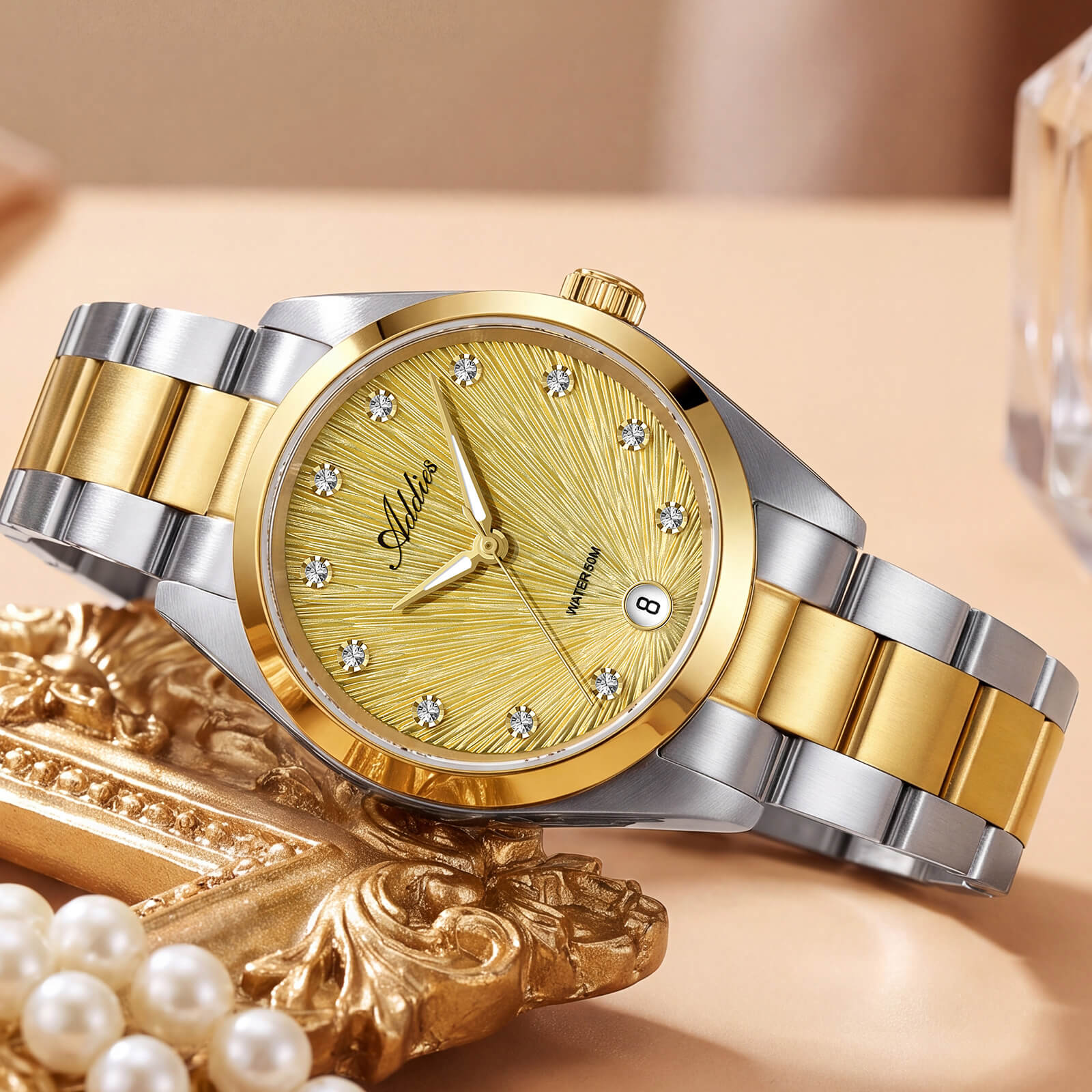 Addies Classic 31mm Sapphire Crystal Quartz Watch AW25916